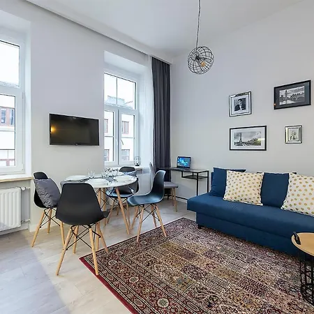 Piotrkowska 37 * Łódź